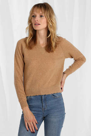 Minnie Rose Cashmere Frayed Edge V-Neck Sweater, Camel